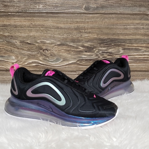 nike air max 720 black and pink